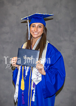 2023 LHS Graduation - Studio - TJP (416 of 528)