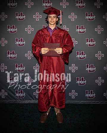 2023 UDJ Graduation - U of D Backdrop - TJP (132 of 331)