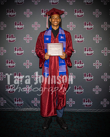 2023 UDJ Graduation - U of D Backdrop - TJP (36 of 331)