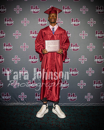 2023 UDJ Graduation - U of D Backdrop - TJP (52 of 331)