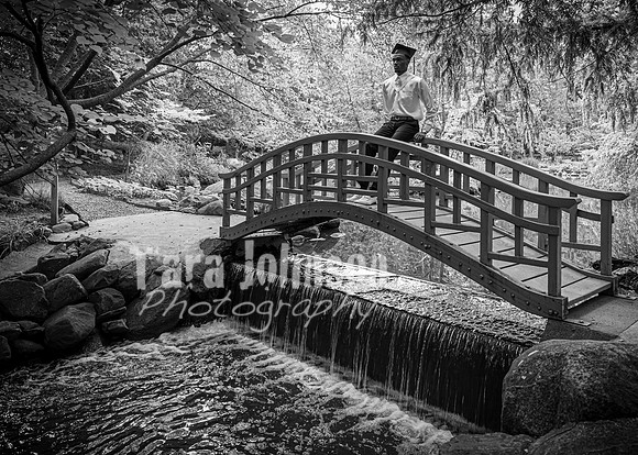 Gerrard McCoy @ Cranbrook Gardens - BW - TJP (31 of 127)