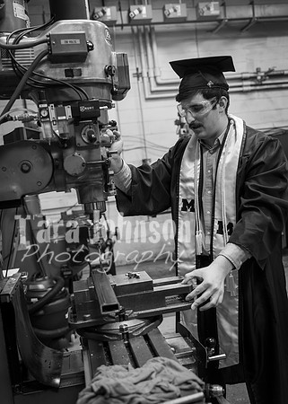 Kera & Friends Grad Photos W25 B&W (224 of 259)