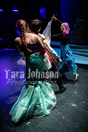 22 LHS Theatre - Mermaid R1 - Act 1 - TJP (189 of 363)