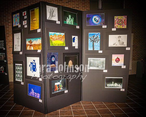 2024 MHS Visuals - Spring Art Show - TJP (10 of 30)