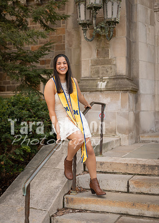 Kera & Friends Grad Photos W25 (18 of 259)