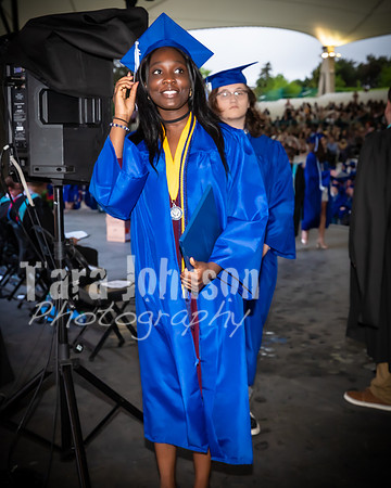 22 IA Grad - Angle #4 Celebration Walk - TJP (110 of 345)