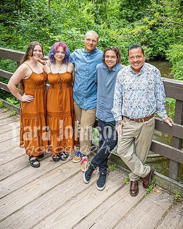Torres Family @ Paint Creek Trail - Color - TJP (10 of 36)
