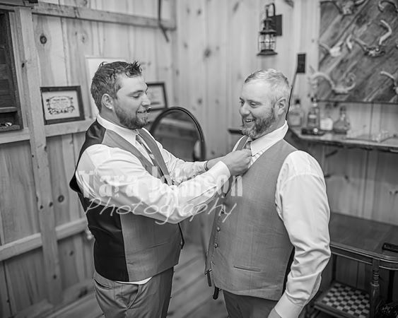 Michael & Ashlee McGrath - Complete - BW - TJP (17 of 428)