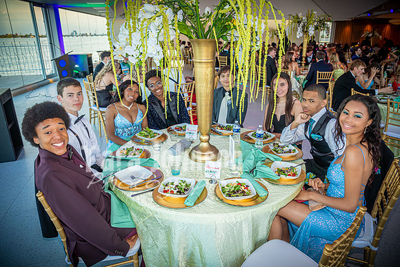 2024 U of D Prom - The Dinner - DH (5 of 8)