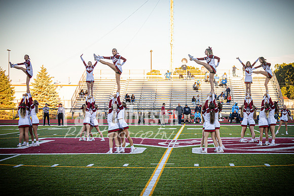 2022 MHS Cheer 9-30 Game - TJP (8 of 13)