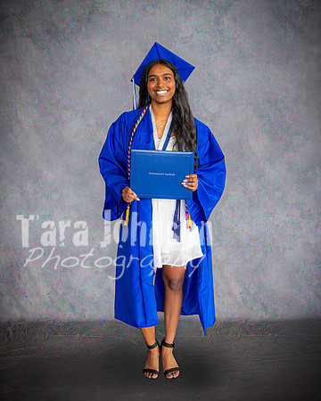 2025 IA Graduation - Gray Backdrop - TJP (181 of 359)