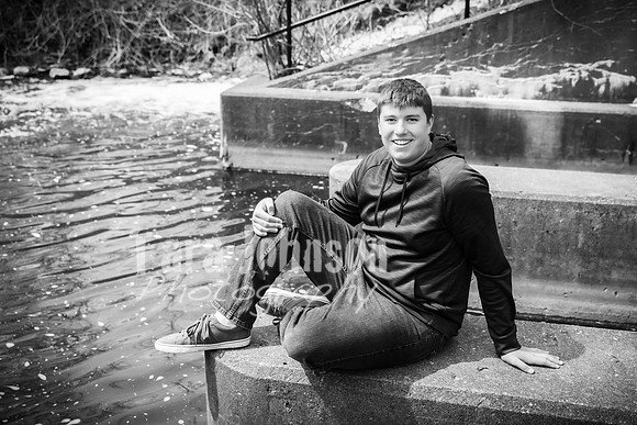 Logan Brannock - BW - TJP (37 of 40)