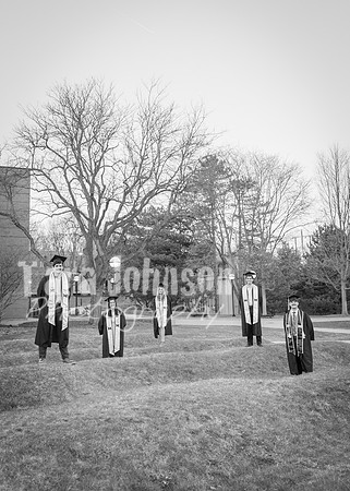 Kera & Friends Grad Photos W25 B&W (216 of 259)