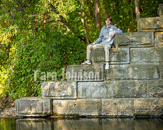 TJ Romanuk @ Central Park in Milford - Color - TJP (61 of 65)