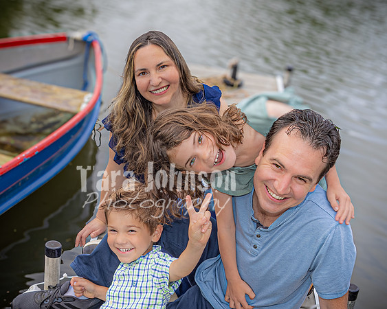 Sculthorpe Family @ Cedar Island - Color - TJP (31 of 60)