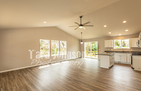 Homestead - 206 St. John - TJP (13 of 39)