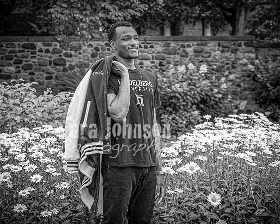Gerrard McCoy @ Cranbrook Gardens - BW - TJP (107 of 127)
