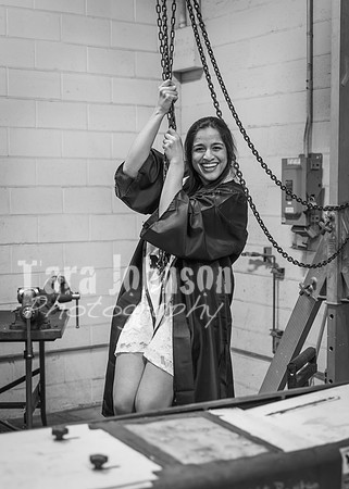 Kera & Friends Grad Photos W25 B&W (258 of 259)