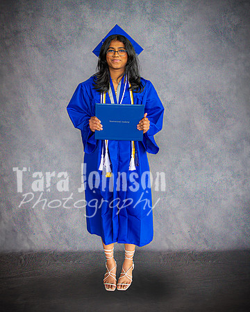2025 IA Graduation - Gray Backdrop - TJP (70 of 359)