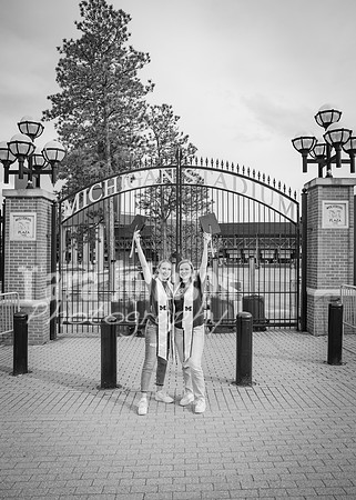 24 U of M Grad Photos - Audrey-54