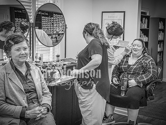 Eric & Elyse - Wedding Prep - BW (submitted) (4 of 17)