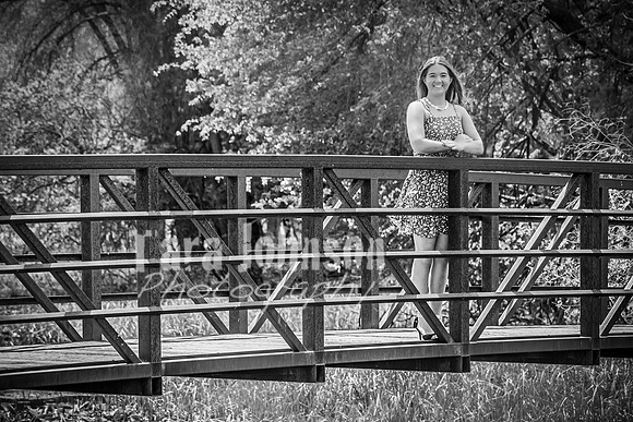 Mackenzie Romanuk - BW - TJP (9 of 26)