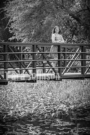 Mackenzie Romanuk - BW - TJP (10 of 26)