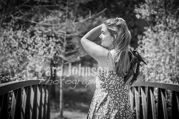 Mackenzie Romanuk - BW - TJP (11 of 26)
