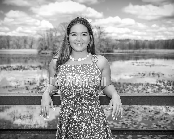 Mackenzie Romanuk - BW - TJP (13 of 26)