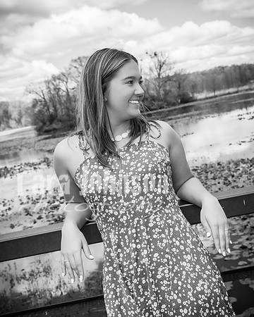Mackenzie Romanuk - BW - TJP (14 of 26)