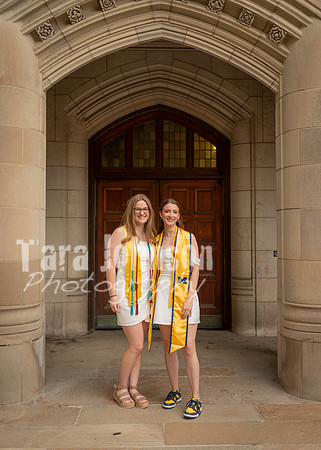 Emma & Friends Grad Photos W25 (24 of 96)
