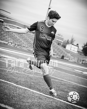 Ricky Beltran - Soccer - BW - TJP (13 of 21)