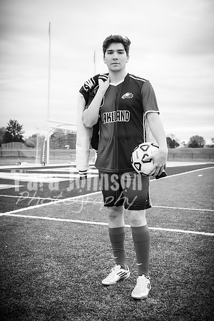 Ricky Beltran - Soccer - BW - TJP (16 of 21)