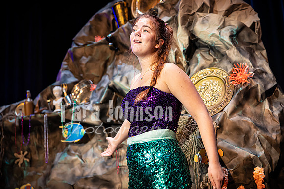 22 LHS Theatre - Mermaid R1 - Act 1 - TJP (153 of 363)