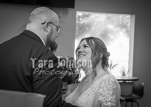 24 M. & K. Eaton Wedding [Highlights B&W] - DH (13 of 47)