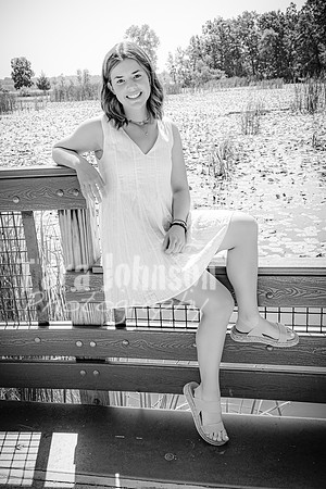 Olivia Pyrc - BW - TJP (25 of 56)