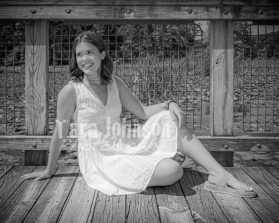 Olivia Pyrc - BW - TJP (45 of 56)