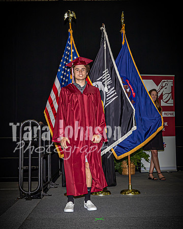 22 MHS Grad - Angle #2 Flags - TJP (261 of 297)