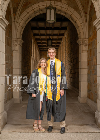 Emma & Friends Grad Photos W25 (65 of 96)