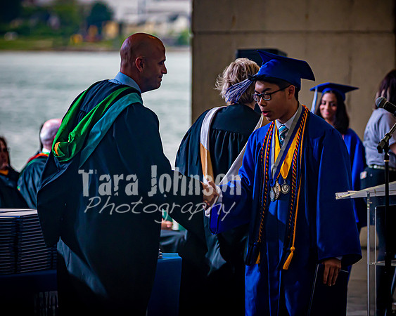 22 IA Grad - Angle #4 Sup-Board-AP - West - TJP (139 of 207)