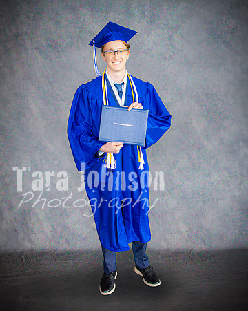 2025 IA Graduation - Gray Backdrop - TJP (83 of 359)