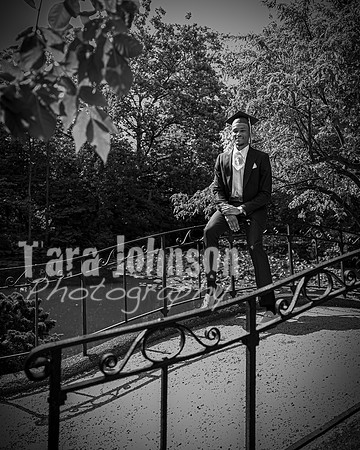 Gerrard McCoy @ Cranbrook Gardens - BW - TJP (62 of 127)