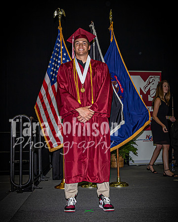 22 MHS Grad - Angle #2 Flags - TJP (251 of 297)