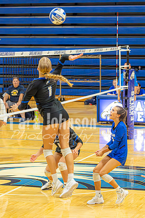 2023 LHS Girls Vball vs. WLC 9-7 - TJP (39 of 55)