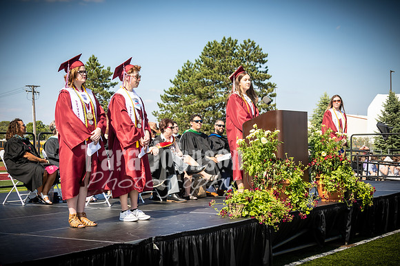 2021 MHS Grad - Highlights - TJP (26 of 41)