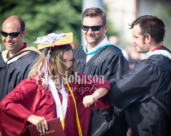 2021 MHS Grad Angle #8 Teachers - TJP (67 of 106)