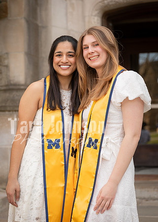 Kera & Friends Grad Photos W25 (15 of 259)