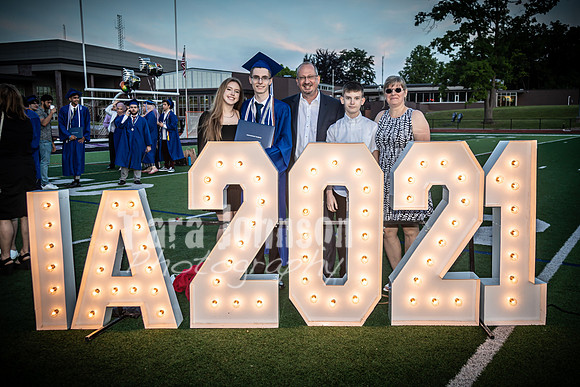 2021 IAC Grad - Family Celebration - TJP (108 of 126)