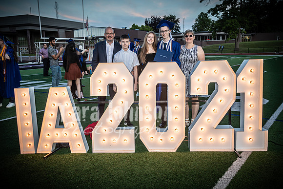 2021 IAC Grad - Family Celebration - TJP (109 of 126)