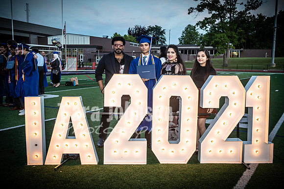 2021 IAC Grad - Family Celebration - TJP (118 of 126)